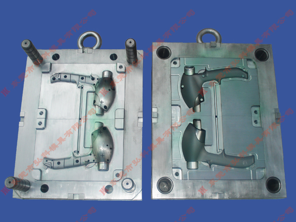 Plastic mold