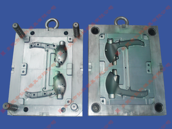 Plastic mold